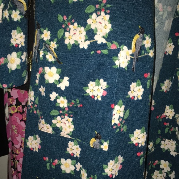 Lularoe Sarah floral birds - Picture 2 of 3